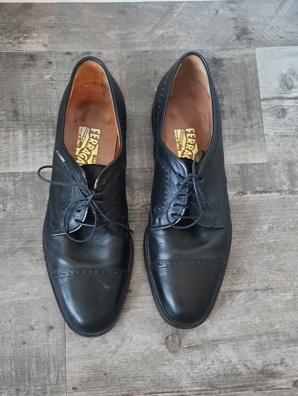 Salvatore Ferragamo Black Leather Lace-Up Cap-Toe Derbys